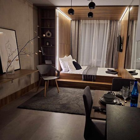 Apartments Wroc'Love By Me &301 Legnicka & Self Check-In 24H & Lift & Air Conditioning Breslavia Exterior foto